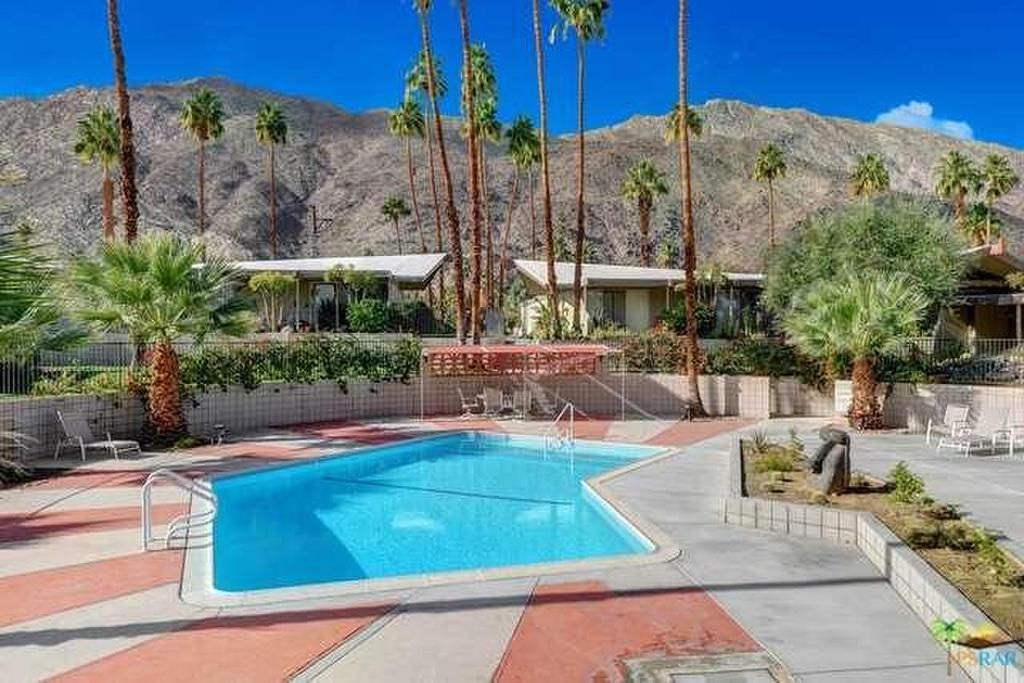 Royal Hawaiian Estates